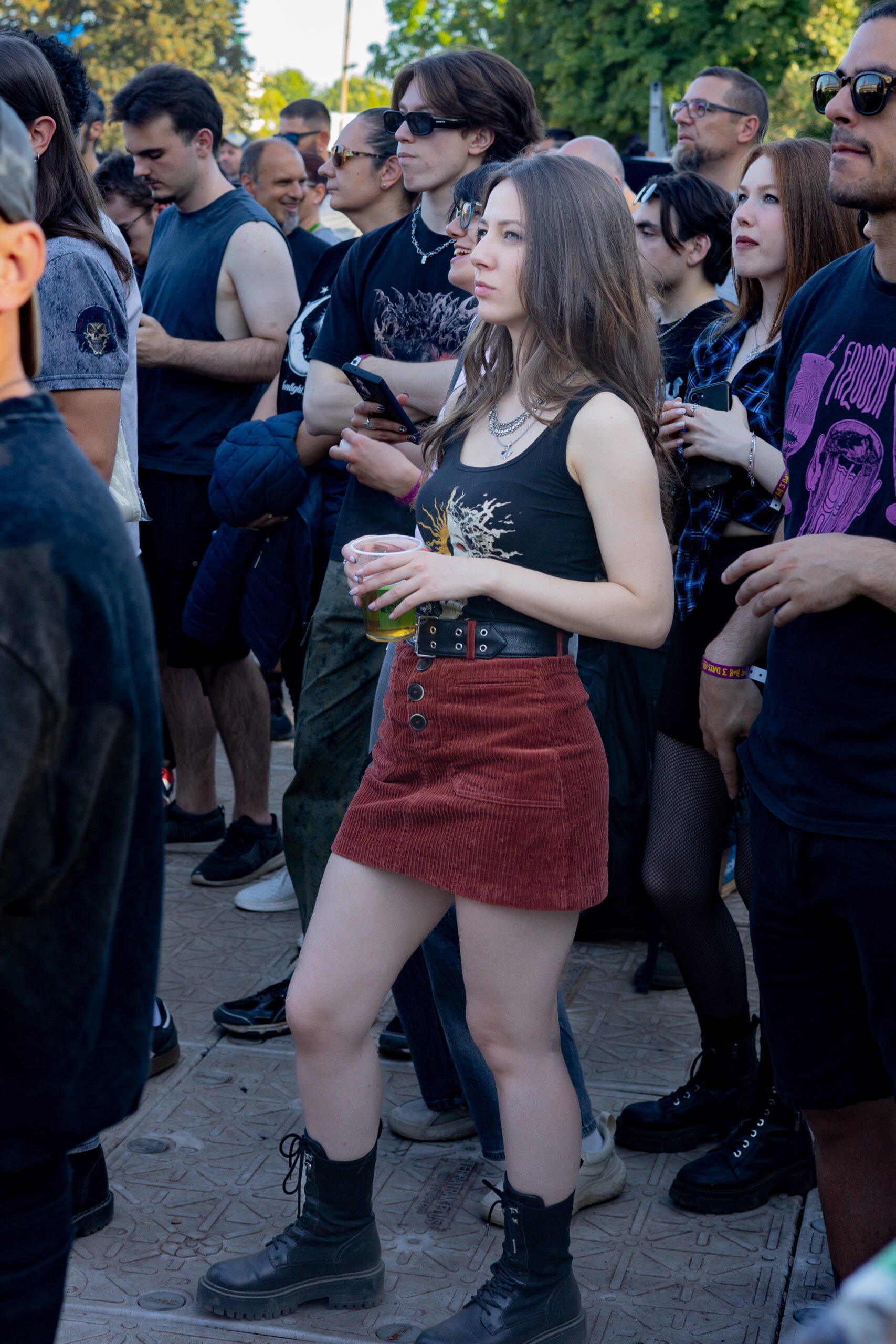 Фестивална мода на Hills of Rock 2026